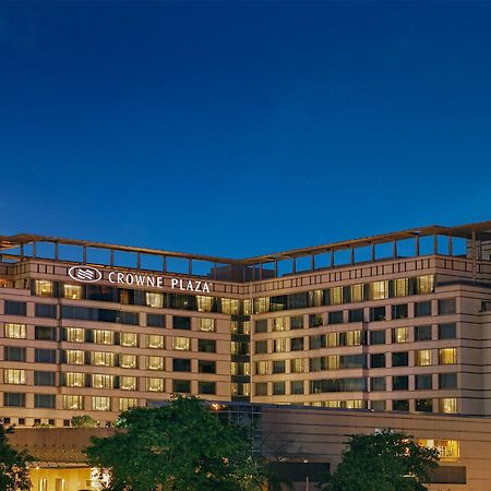 คราวน์ พลาซา ทูเดย์ คุรคาออน Hotel คูร์เคาน์ ภายนอก รูปภาพ